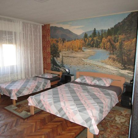Apartman Milena คลาโดโว ภายนอก รูปภาพ