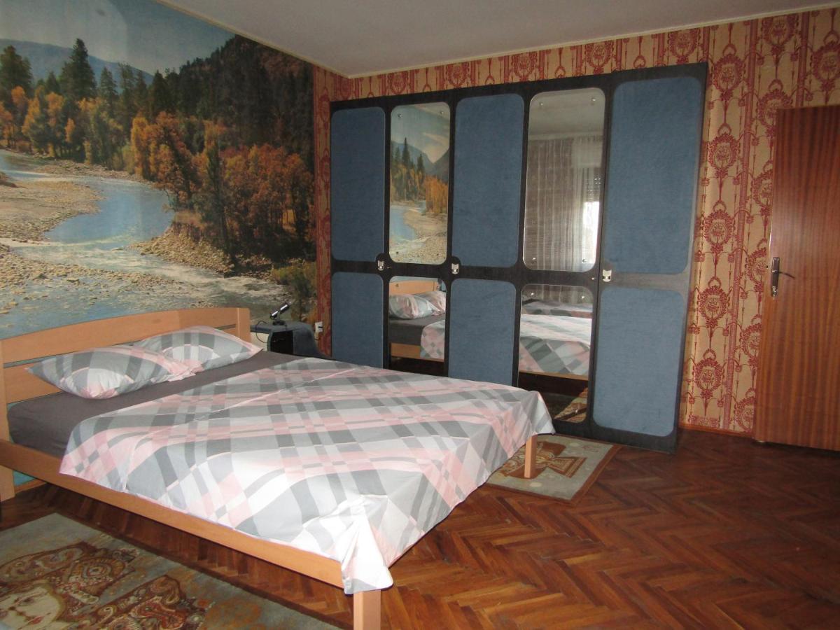 Apartman Milena คลาโดโว ภายนอก รูปภาพ